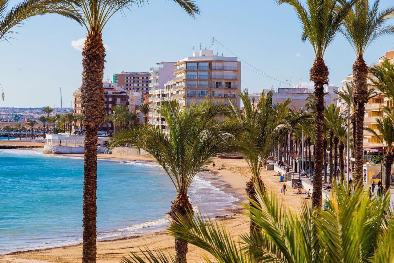 Умные Новые Аппартаменты В Торревьехе Torrevieja Dış mekan fotoğraf